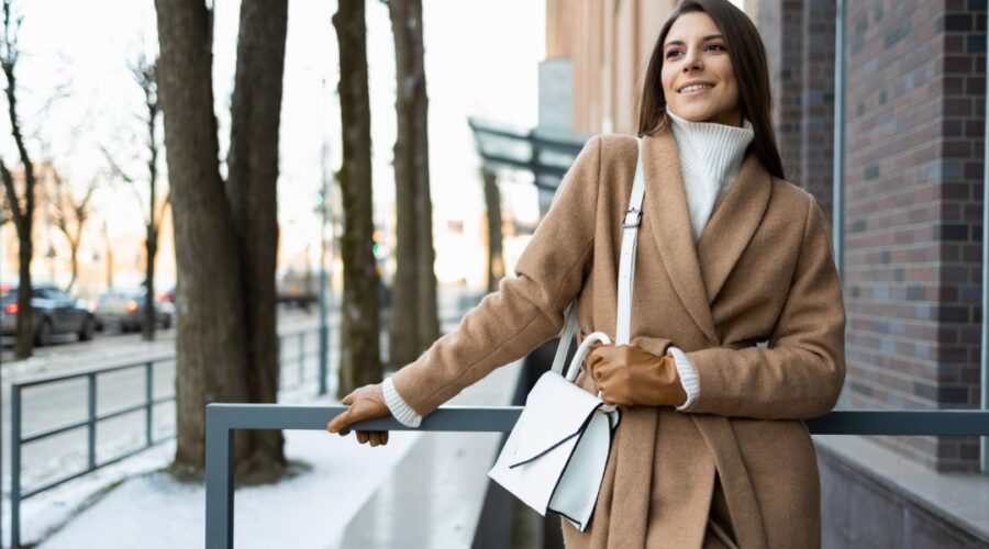 Outfit abrigo camel mujer_ tips para lucir esta prenda esta temporada